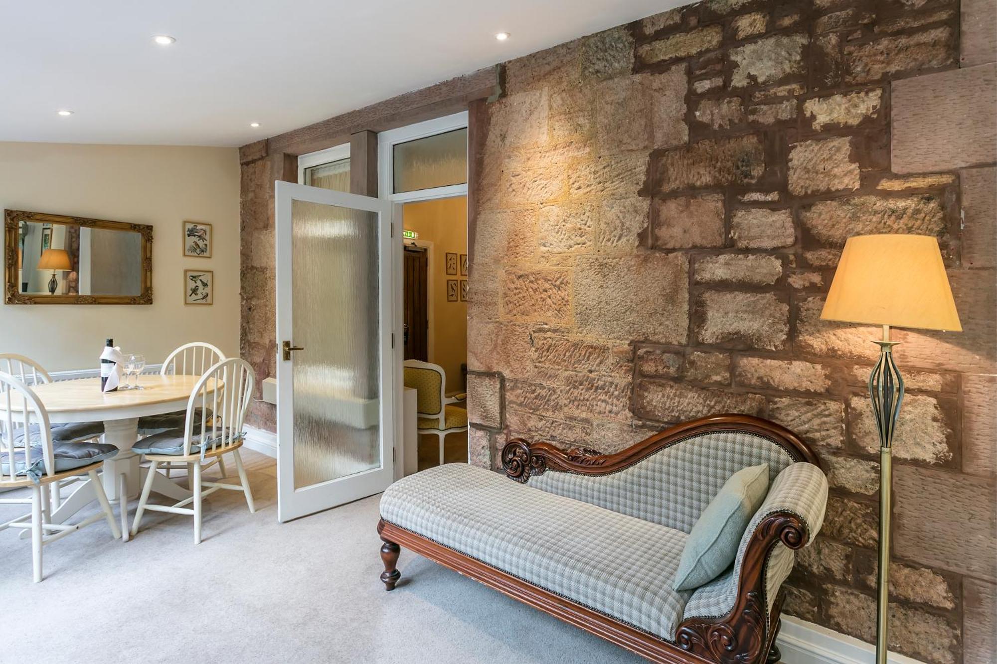 Dalhousie Castle Hotel Bonnyrigg Bilik gambar
