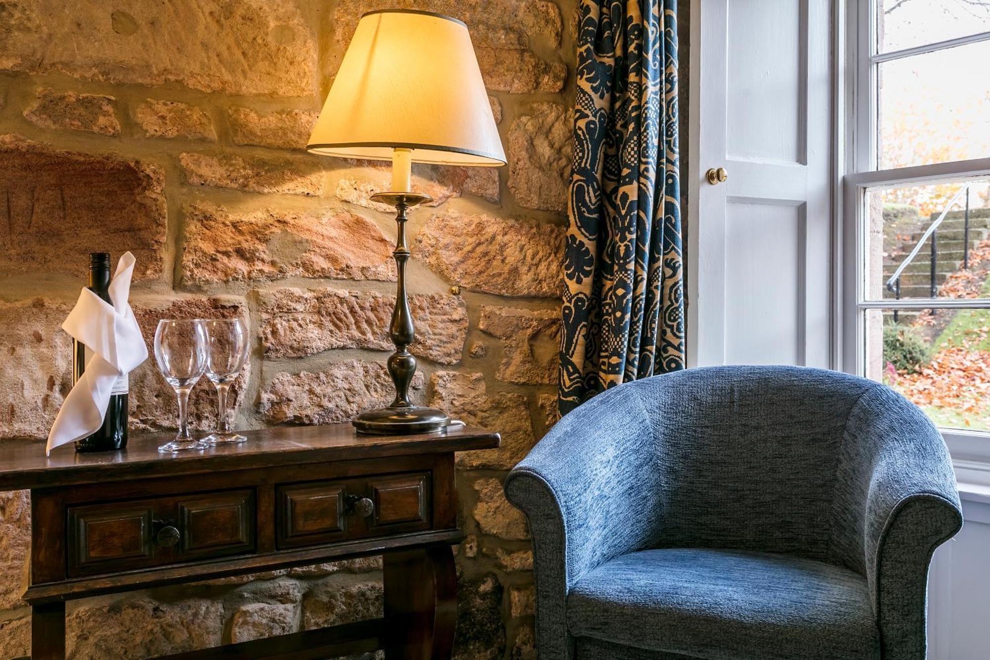 Dalhousie Castle Hotel Bonnyrigg Bilik gambar